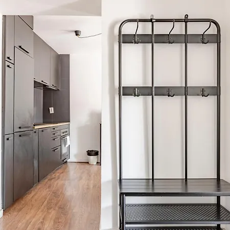 Amazing Downtown With Small Balcony With View Over The Castle Apartamento Lisboa