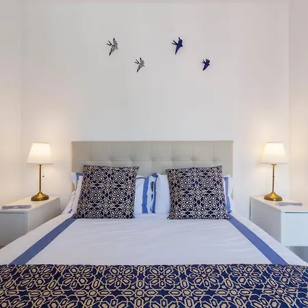 Appartement Amazing Downtown With Small Balcony With View Over The Castle