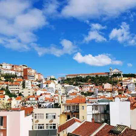 Amazing Downtown With Small Balcony With View Over The Castle